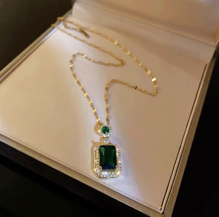 Vintage Green Rectangle Zircon Pendant Necklaces and Earrings